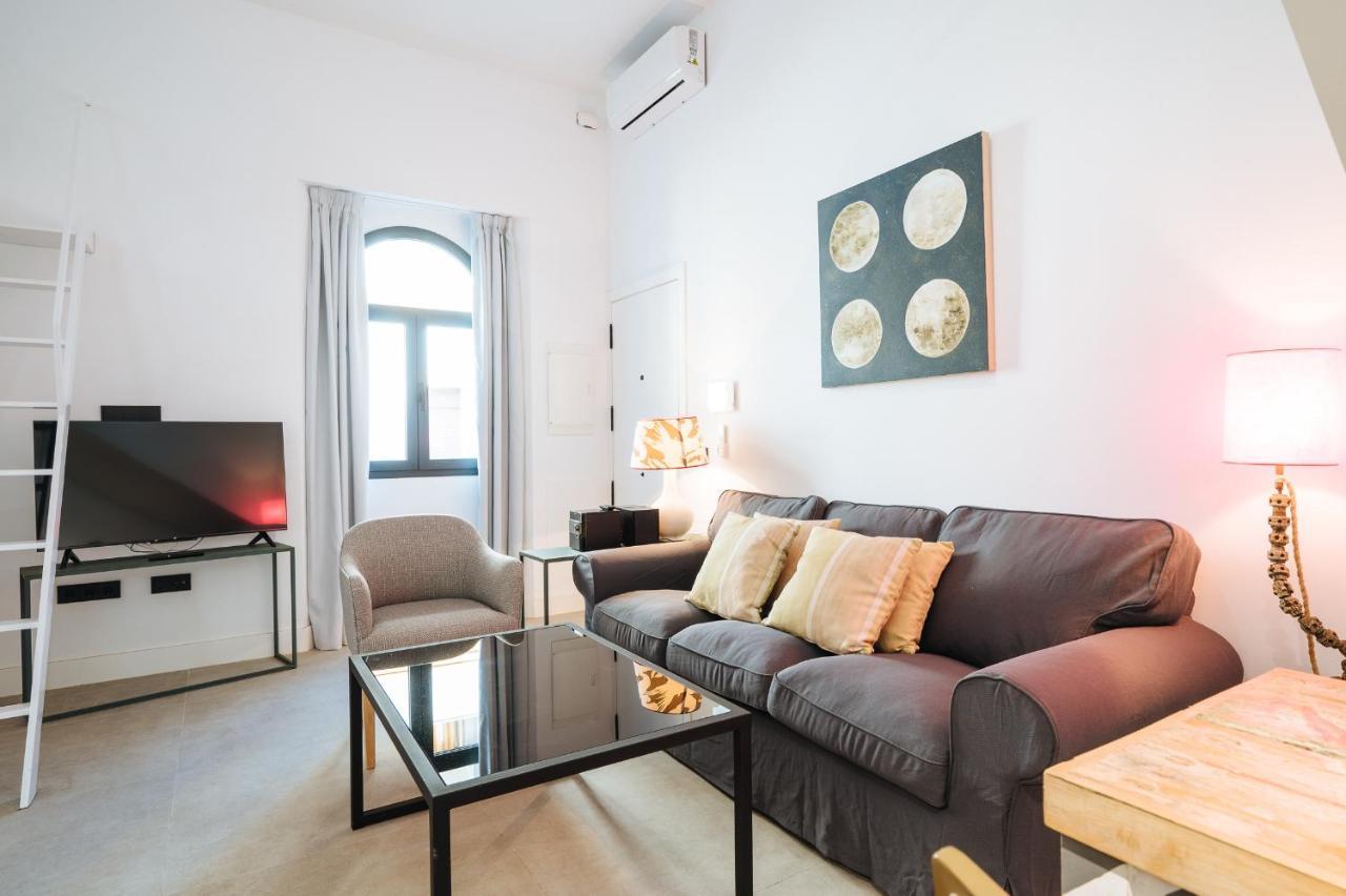 Apartamentos Montevideo 6 إشبيلية المظهر الخارجي الصورة