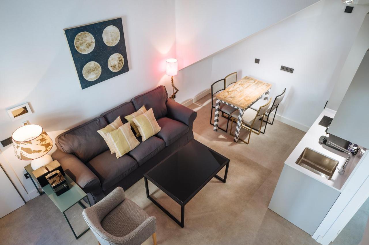 Apartamentos Montevideo 6 إشبيلية المظهر الخارجي الصورة