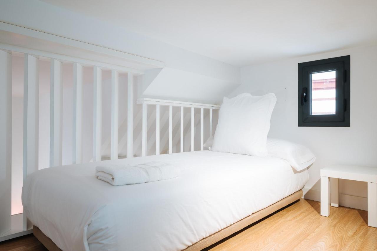 Apartamentos Montevideo 6 إشبيلية المظهر الخارجي الصورة