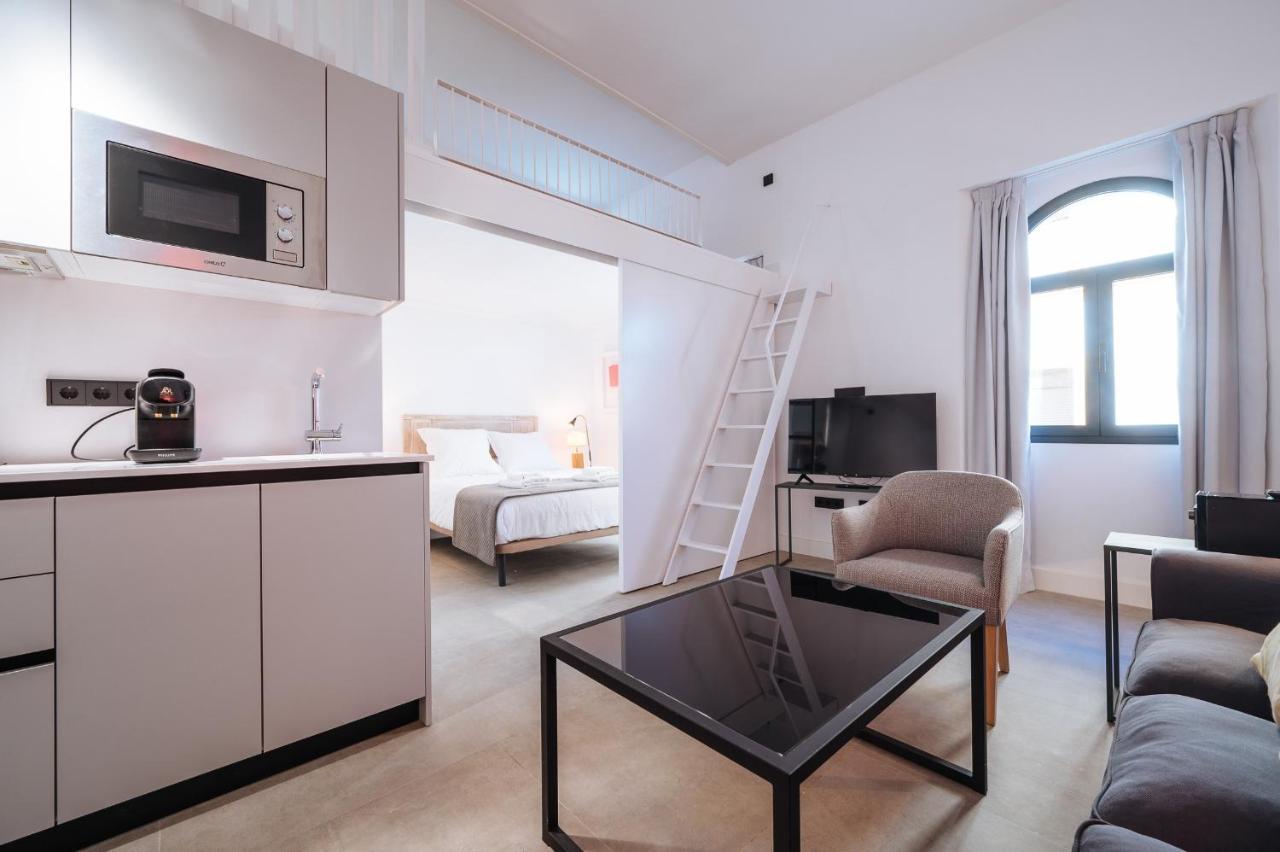 Apartamentos Montevideo 6 إشبيلية المظهر الخارجي الصورة