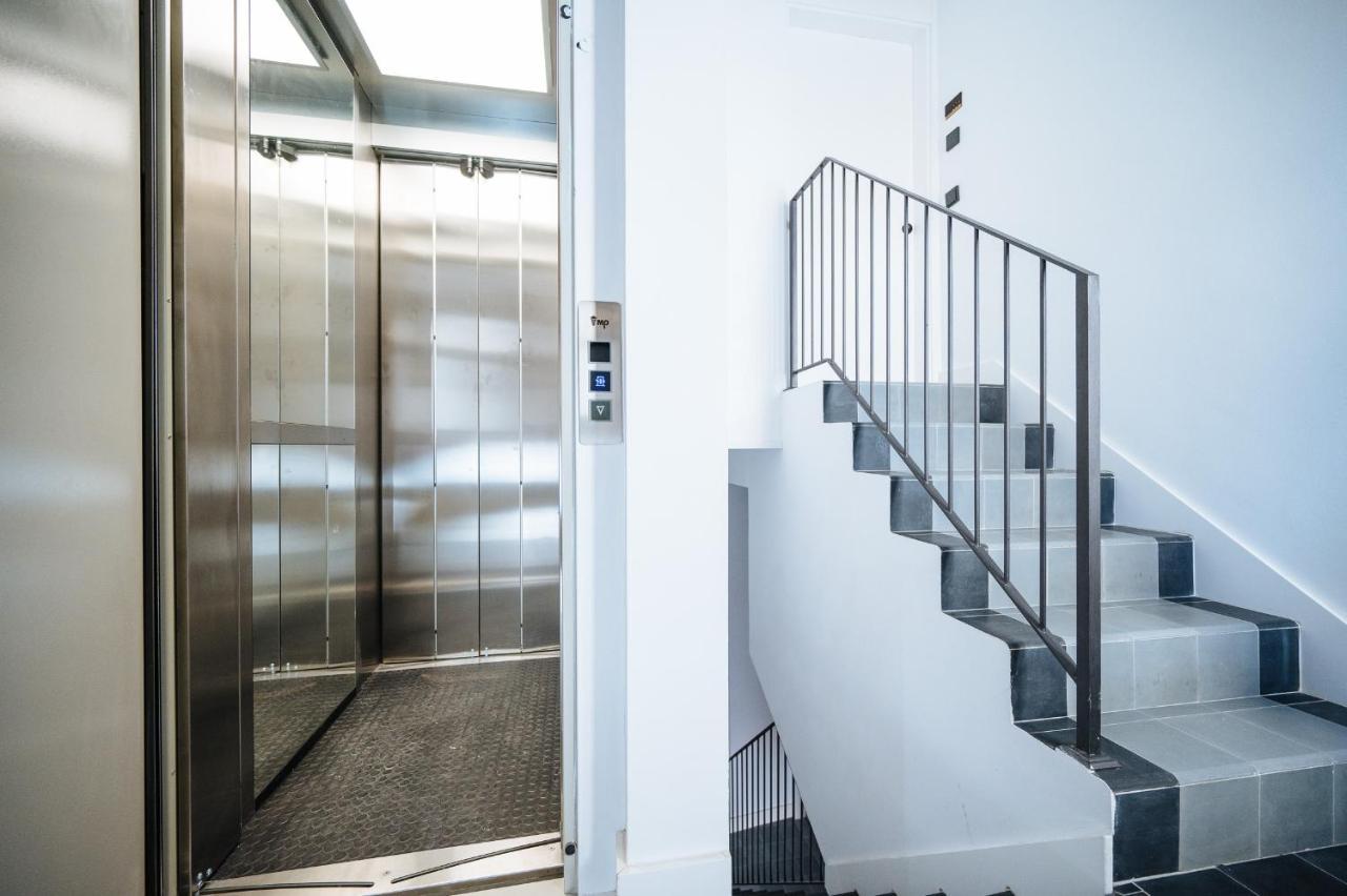 Apartamentos Montevideo 6 إشبيلية المظهر الخارجي الصورة