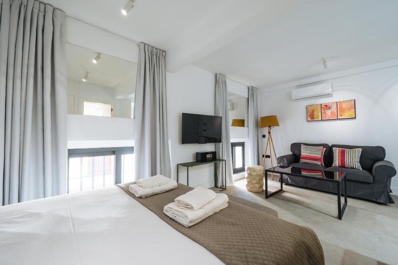 Apartamentos Montevideo 6 إشبيلية المظهر الخارجي الصورة