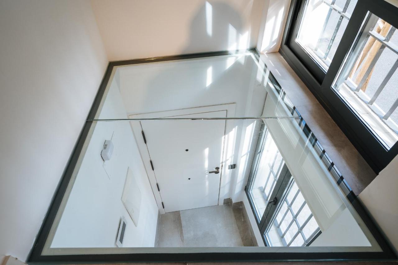 Apartamentos Montevideo 6 إشبيلية المظهر الخارجي الصورة