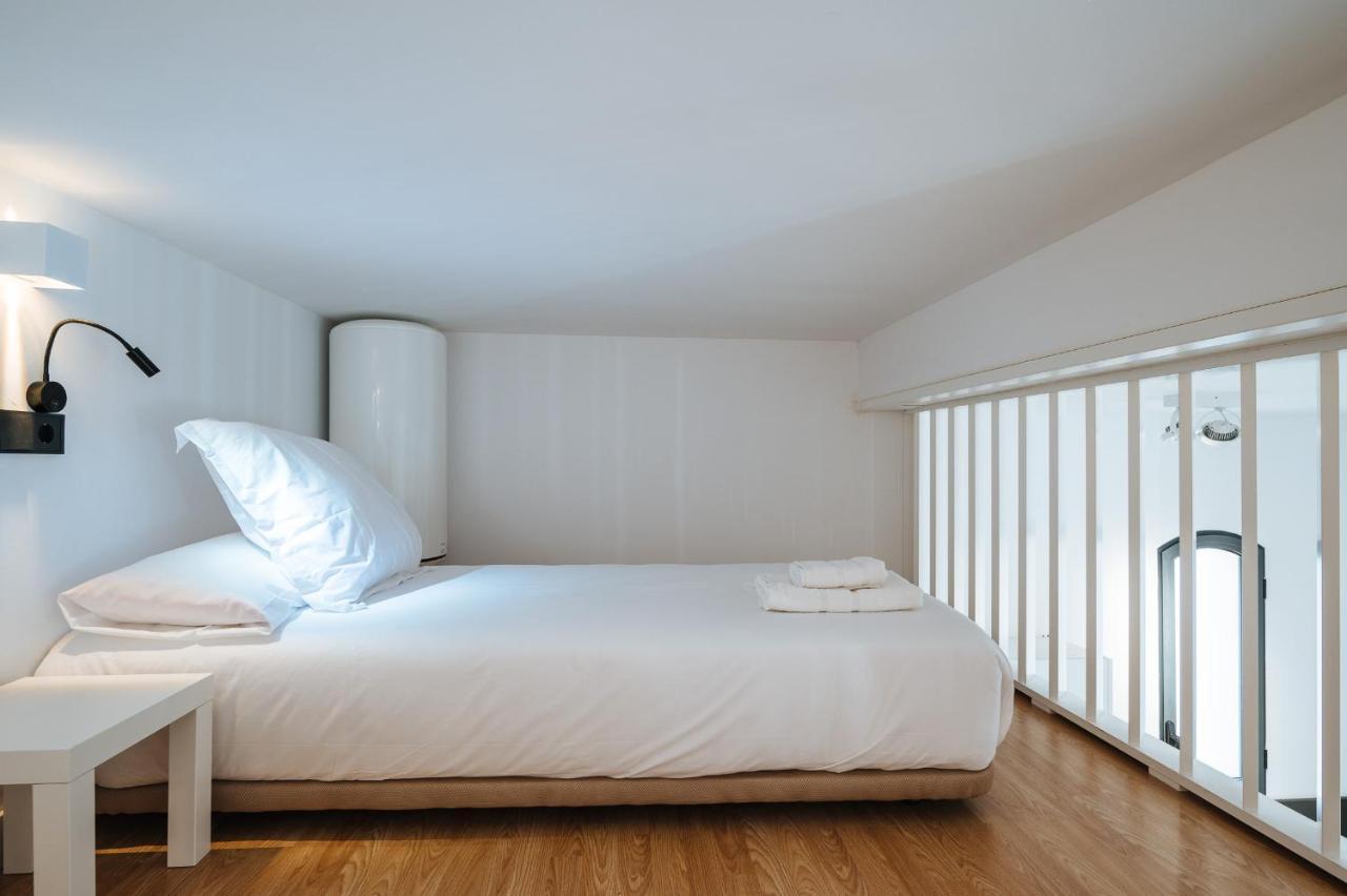 Apartamentos Montevideo 6 إشبيلية المظهر الخارجي الصورة