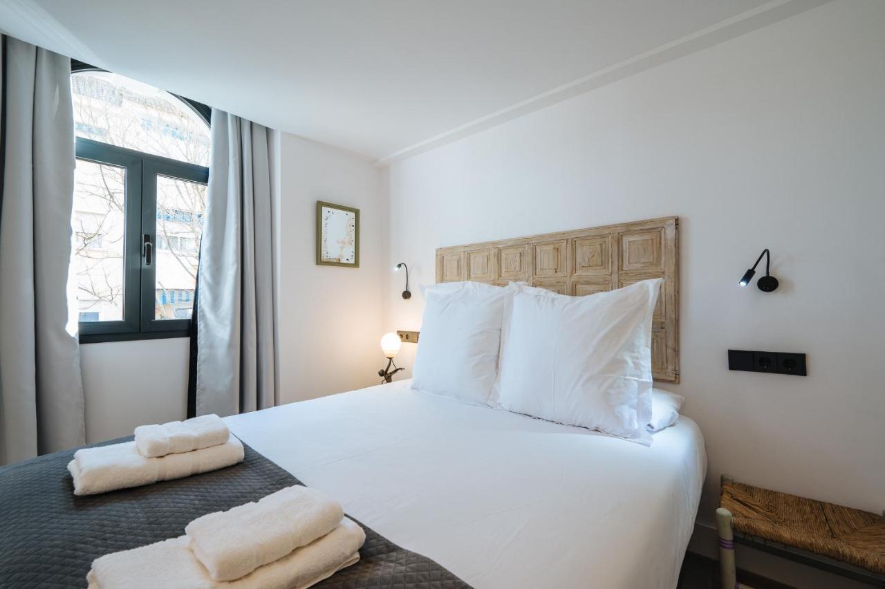 Apartamentos Montevideo 6 إشبيلية المظهر الخارجي الصورة
