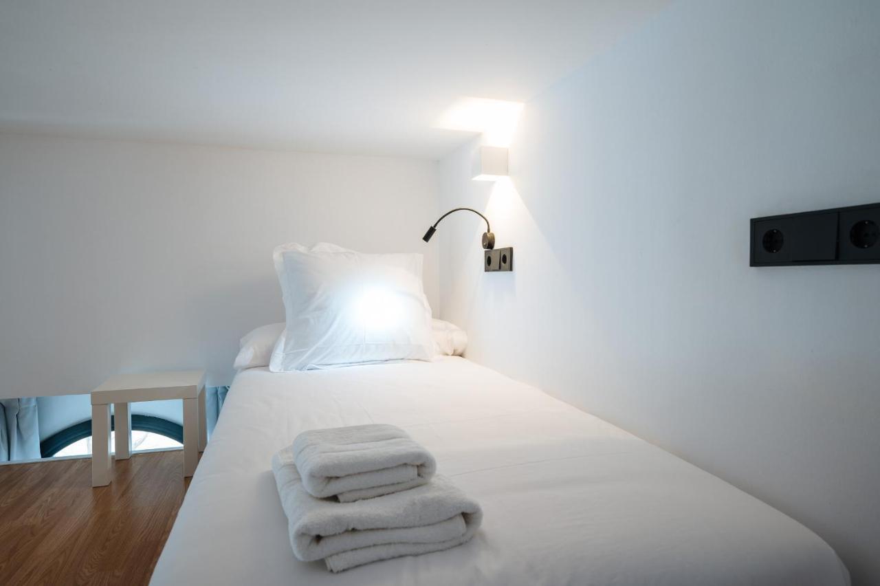 Apartamentos Montevideo 6 إشبيلية المظهر الخارجي الصورة