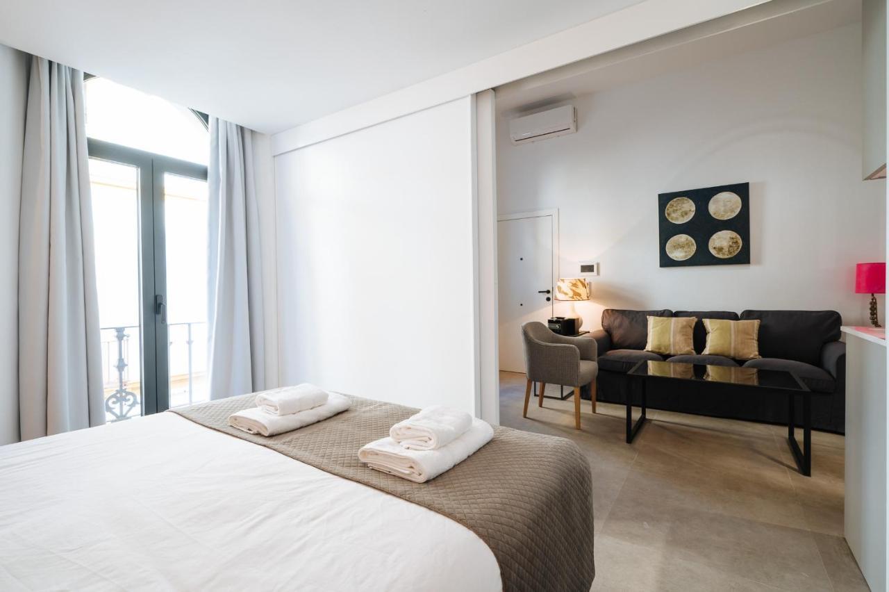 Apartamentos Montevideo 6 إشبيلية المظهر الخارجي الصورة