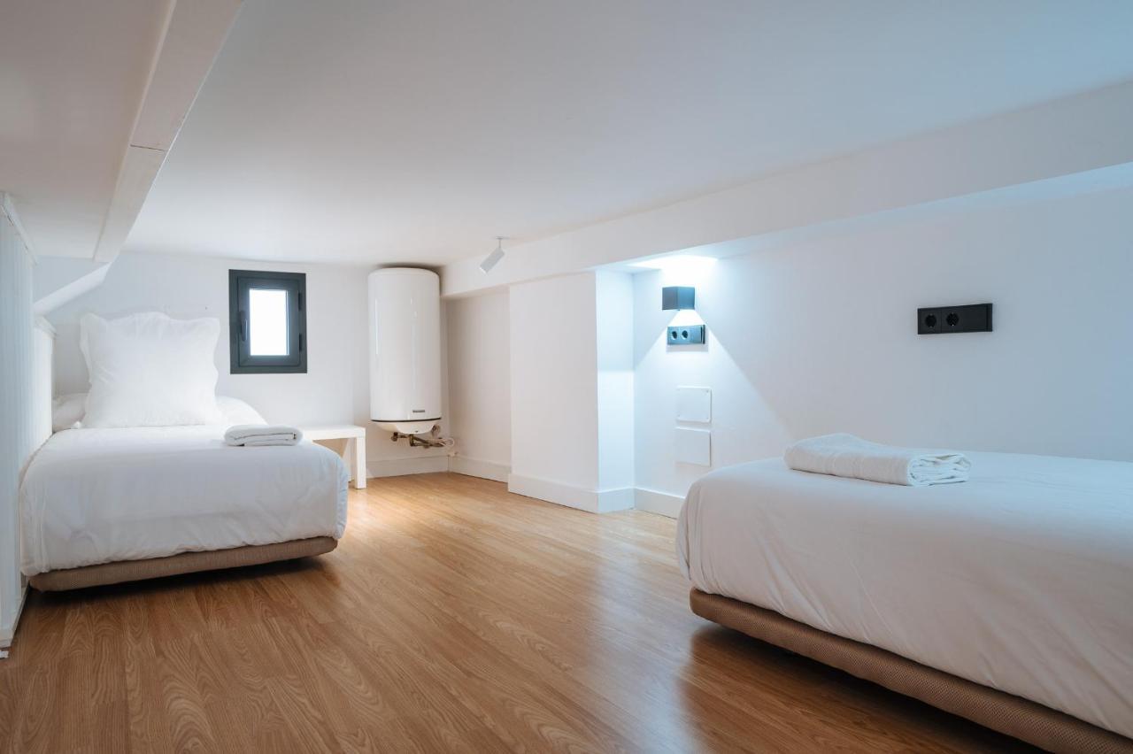 Apartamentos Montevideo 6 إشبيلية المظهر الخارجي الصورة
